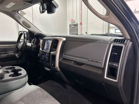 Used 2019 RAM 1500 Big Horn image 35