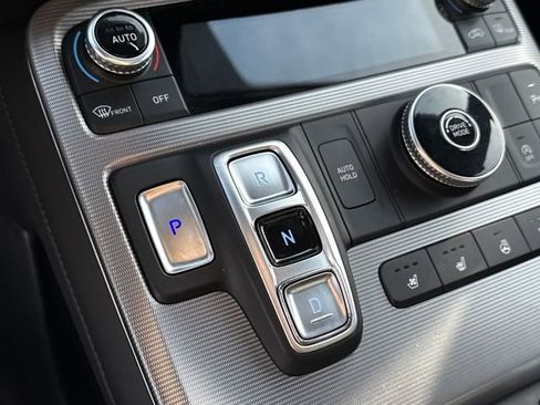 Used 2023 Hyundai Palisade Calligraphy image 14