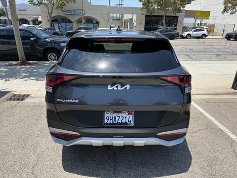 Used 2023 Kia Sportage EX FWD image 12