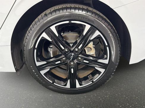 Certified 2024 Kia K5 GT-Line w/ GT-Line Premium Package FWD image 28