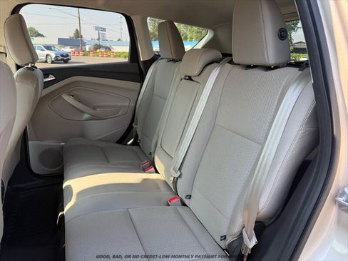 Used 2018 Ford Escape SE w/ Ford Safe & Smart Package AWD/4WD image 14