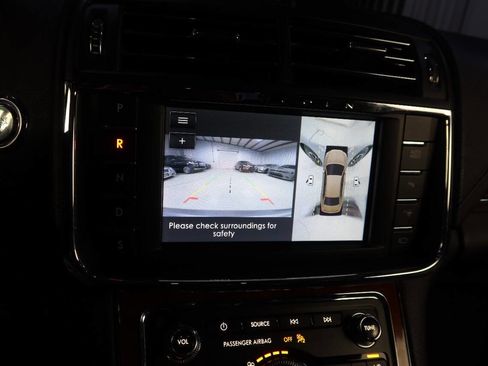 Used 2020 Lincoln Continental Reserve AWD/4WD image 23