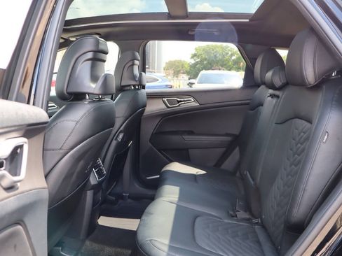 Used 2026 Kia Sportage X-Line w/ X-Line Premium Package AWD/4WD image 6