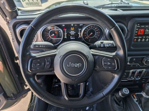 Used 2021 Jeep Wrangler Sport S AWD/4WD image 15