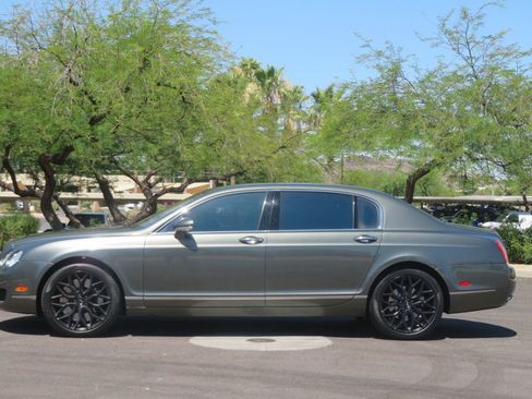 Used 2006 Bentley Flying Spur Flying Spur AWD/4WD image 2