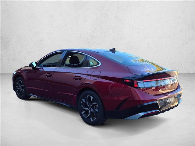 Used 2025 Hyundai Sonata SEL FWD image 6