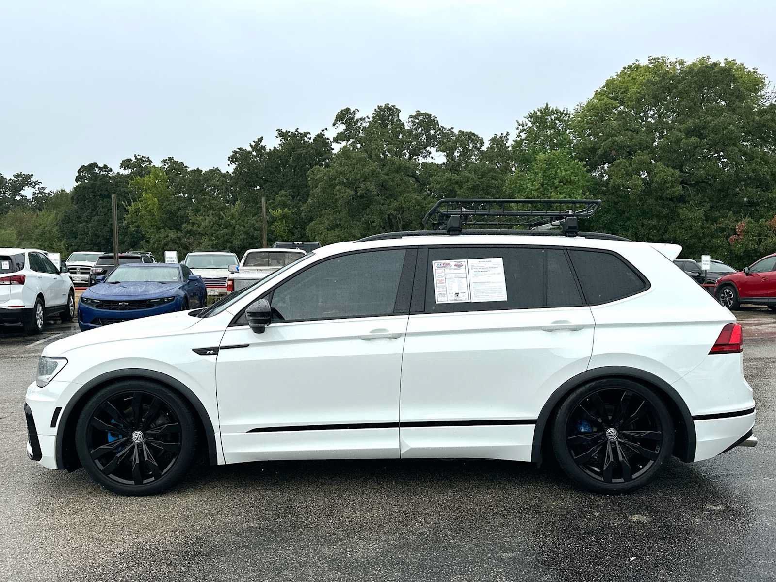 Used 2021 Volkswagen Tiguan SE R-Line w/ 3rd Row Seat Package AWD/4WD image 12