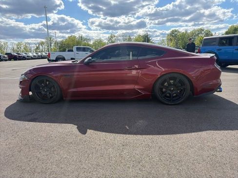 Used 2018 Ford Mustang GT Premium w/ Equipment Group 401A RWD image 12