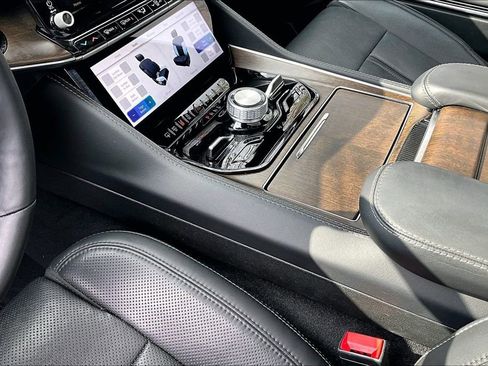 Used 2022 Jeep Grand Wagoneer Series I image 17