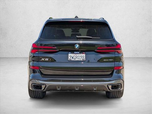 Used 2026 BMW X5 xDrive40i w/ M Sport Package AWD/4WD image 7