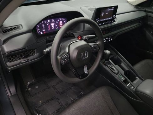 Used 2025 Honda Accord LX image 18