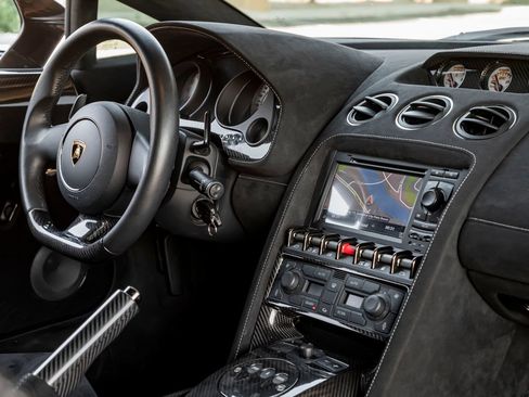 Used 2013 Lamborghini Gallardo LP 570-4 Superleggera AWD/4WD image 31