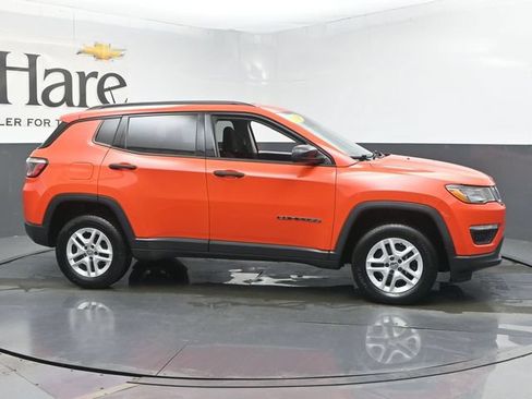 Used 2018 Jeep Compass Sport w/ Cold Weather Group AWD/4WD image 1