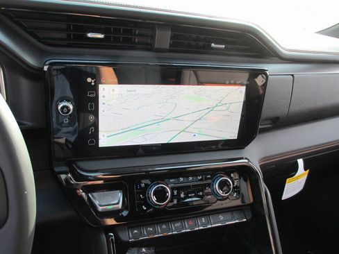 New 2026 GMC Sierra 1500 AT4 w/ AT4 Premium Package image 17