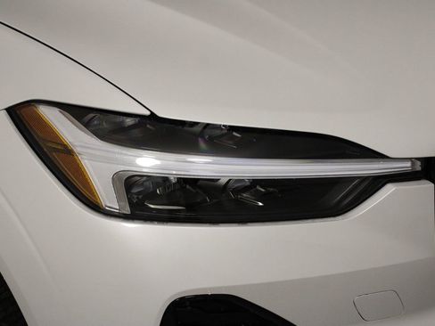 New 2026 Volvo XC60 B5 Core image 14