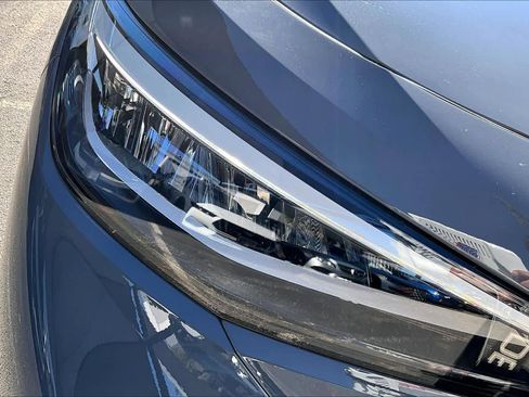 New 2026 Volkswagen ID.4 Pro image 13