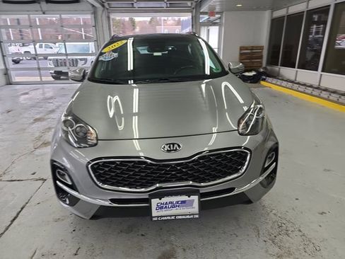 Certified 2022 Kia Sportage EX image 8