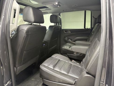 Used 2018 GMC Yukon XL Denali w/ Denali Ultimate Package AWD/4WD image 28