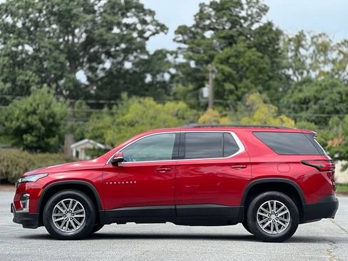 Used 2023 Chevrolet Traverse LT AWD/4WD image 8