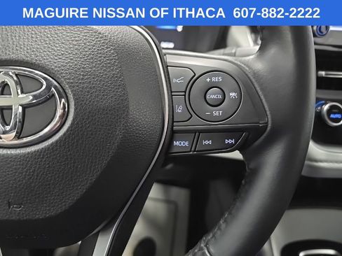 Used 2021 Toyota Corolla SE w/ SE Premium Package FWD image 21