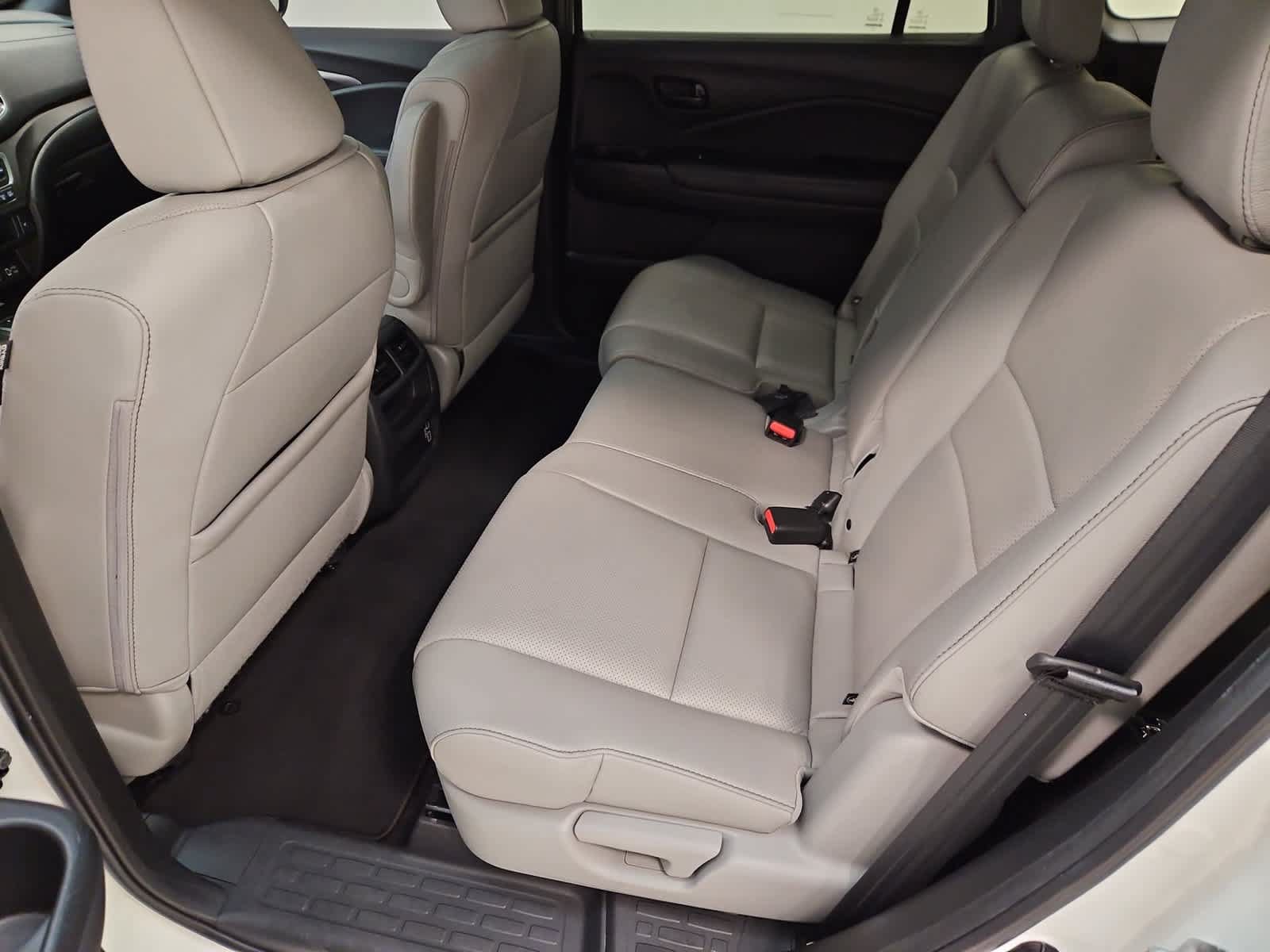 Certified 2023 Honda Passport EX-L image 22