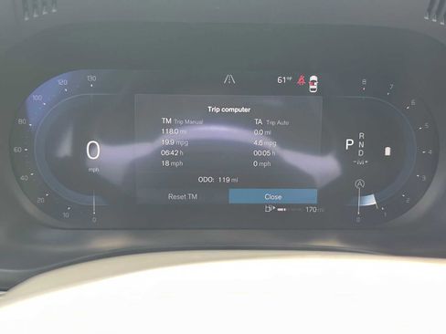 New 2025 Volvo XC60 B5 Ultra w/ Protection Package Premier image 25