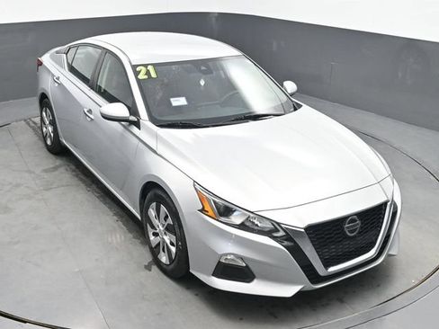 Used 2021 Nissan Altima 2.5 S FWD image 32