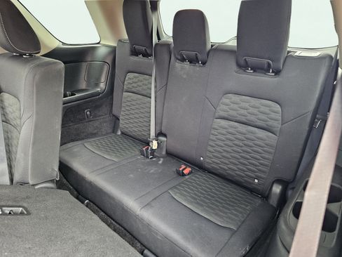 Used 2024 Nissan Pathfinder SV FWD image 31