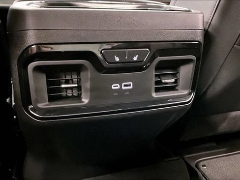 Used 2026 GMC Sierra 1500 AT4 w/ AT4 Premium Package AWD/4WD image 34