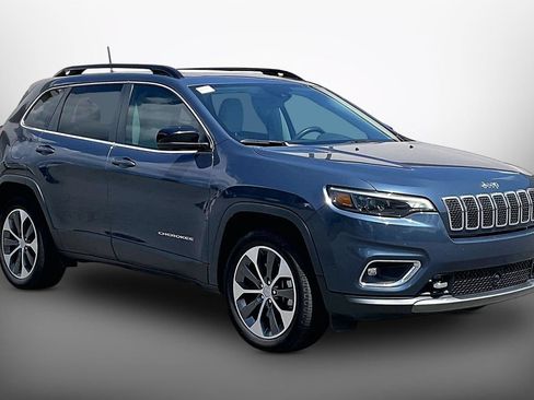 Certified 2022 Jeep Cherokee Limited w/ Elite Package AWD/4WD image 2