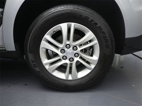 Used 2019 Buick Enclave Essence image 16