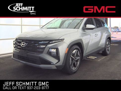 Used 2025 Hyundai Tucson SEL FWD image 1