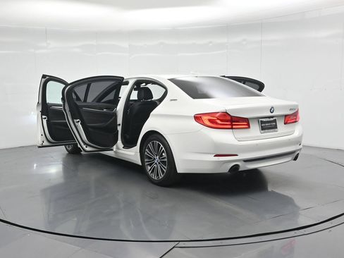 Used 2019 BMW 530e w/ Convenience Package RWD image 34