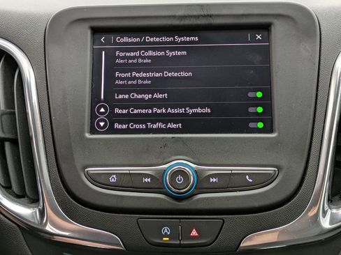 Used 2024 Chevrolet Equinox LT w/ LPO, Floor Liner Package AWD/4WD image 7