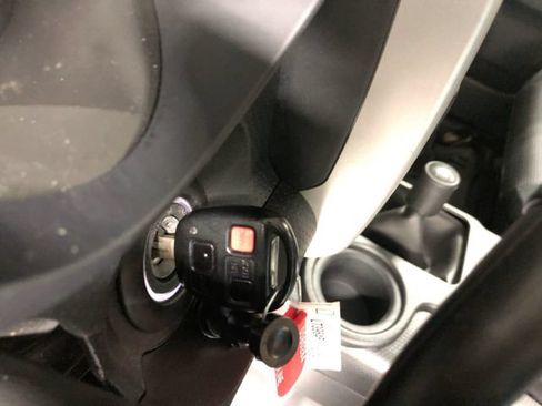 Used 2010 Toyota FJ Cruiser 4WD image 28