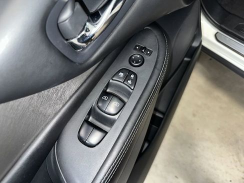 Used 2019 Nissan Murano SV image 5
