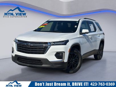 Used 2023 Chevrolet Traverse LT