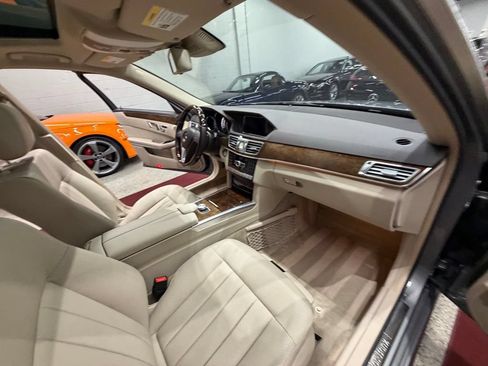 Used 2014 Mercedes-Benz E 350 4MATIC Sedan image 43