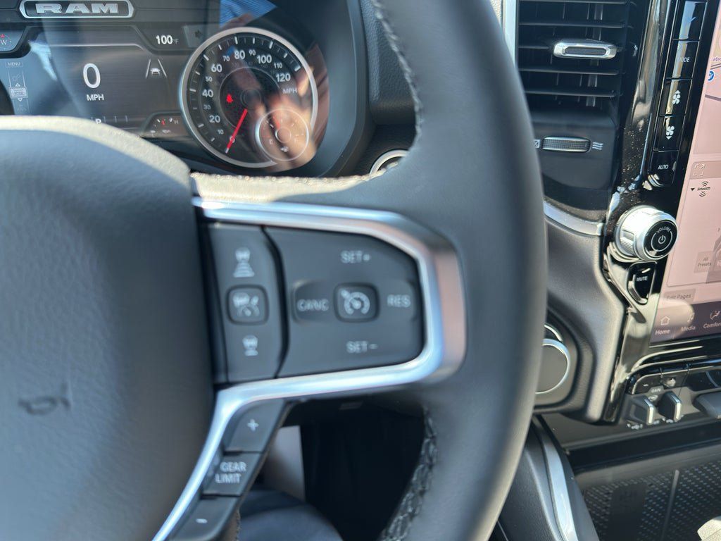 New 2026 RAM 1500 Big Horn AWD/4WD image 13