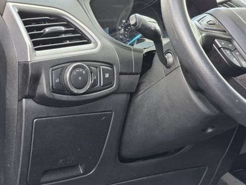 Used 2024 Ford Edge SE AWD/4WD image 19
