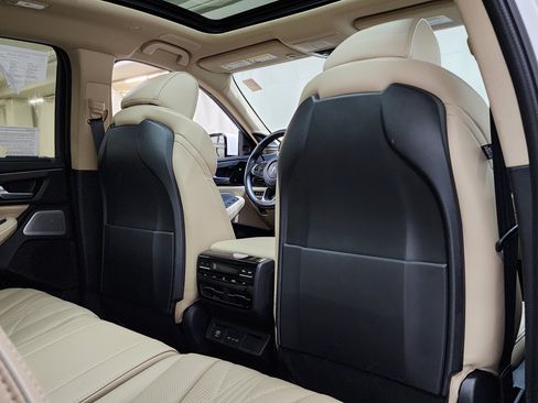 Certified 2026 Acura MDX SH-AWD w/ Advance Package image 20