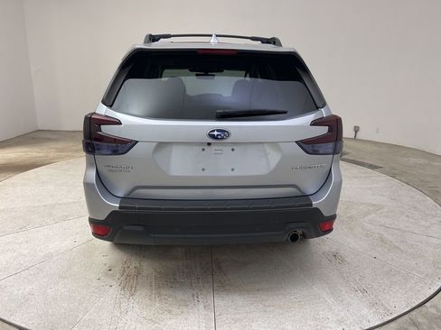 Used 2022 Subaru Forester Limited w/ Popular Package #3 image 11