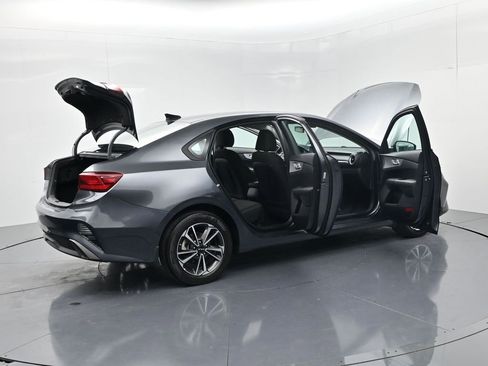 Used 2024 Kia Forte LXS w/ LXS Technology Package image 60