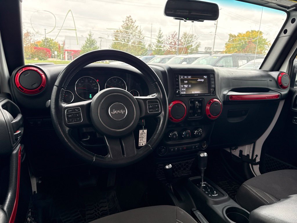 Used 2018 Jeep Wrangler Unlimited Rubicon w/ Cold Weather Group AWD/4WD image 10