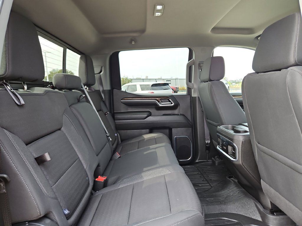 Used 2024 GMC Sierra 1500 Elevation w/ Preferred Package AWD/4WD image 25