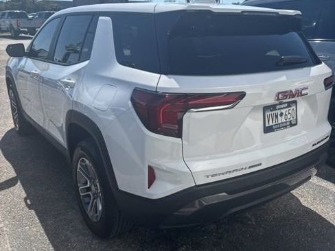 Used 2025 GMC Terrain Elevation image 5