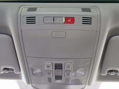 New 2025 Volkswagen Jetta SE image 27