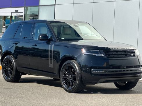 Certified 2025 Land Rover Range Rover SE AWD/4WD image 7