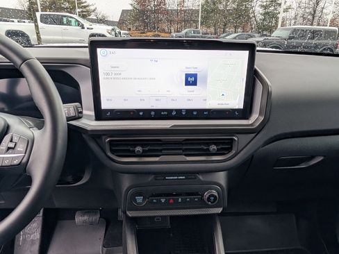 Certified 2025 Ford Bronco Sport Outer Banks w/ Outer Banks Tech Package+ image 18