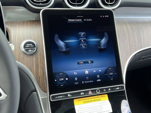 Used 2026 Mercedes-Benz GLC 300 4MATIC image 19